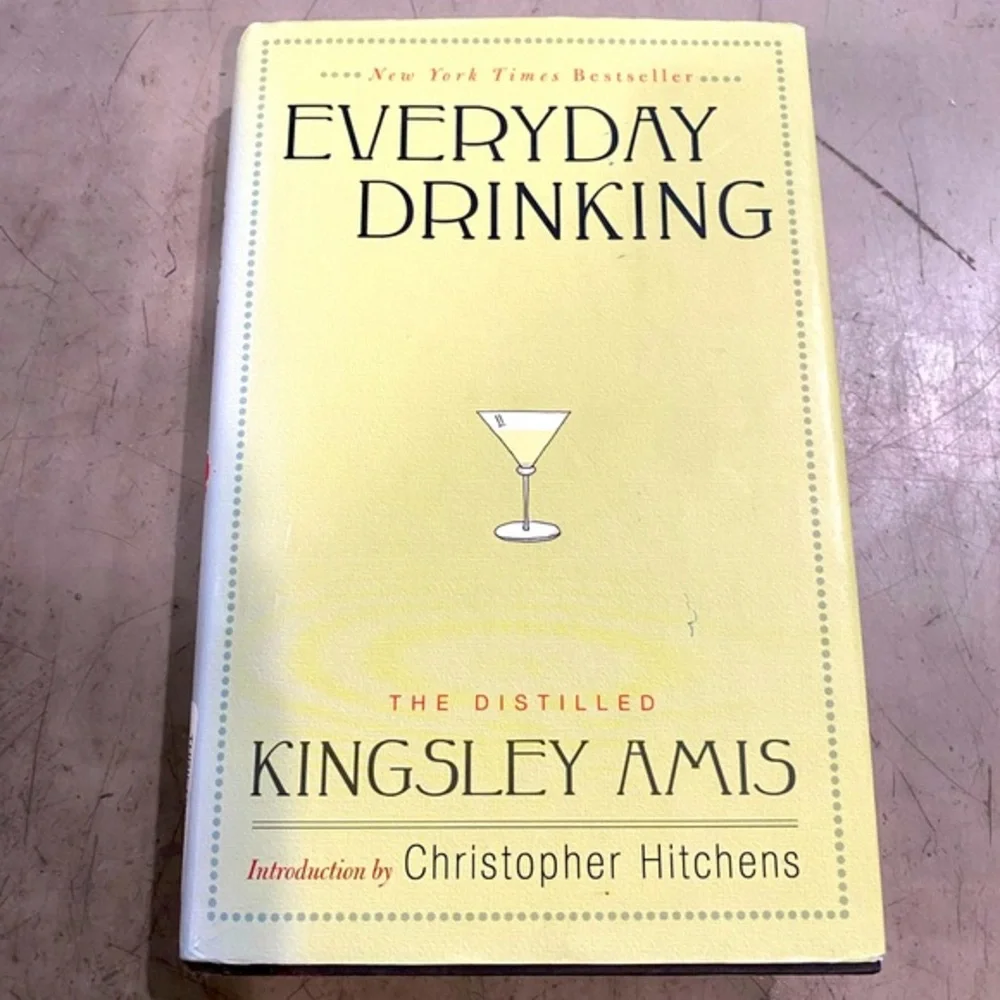 EVERYDAY DRINKING book🤩EUC🤩 facts about your favs- see pic for more info🍸